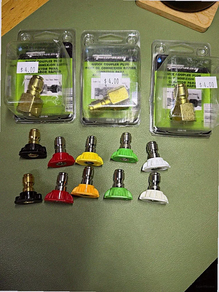 Pressure Washer Mixed 13-piece pressure-washer nozzle and fitting lot