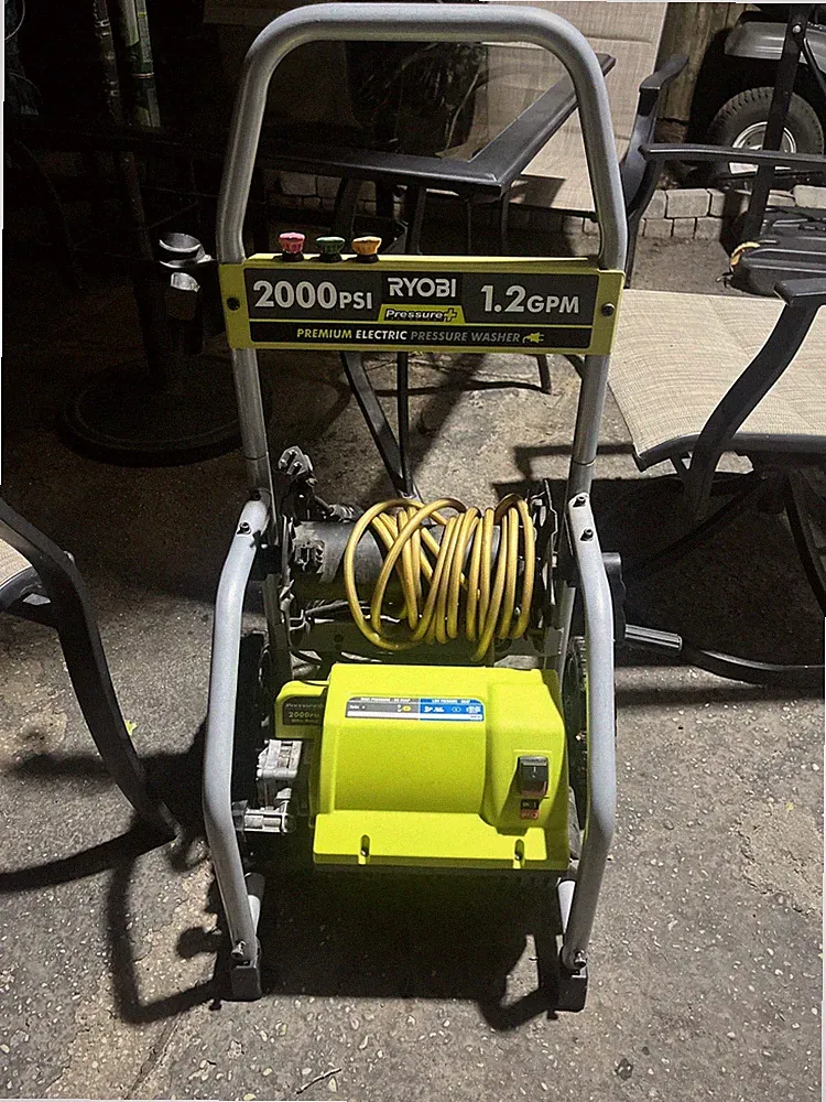 Ryobi 2000 PSI 1.2 GPM Pressure Washer no Spray Gun pump Machine only Works.