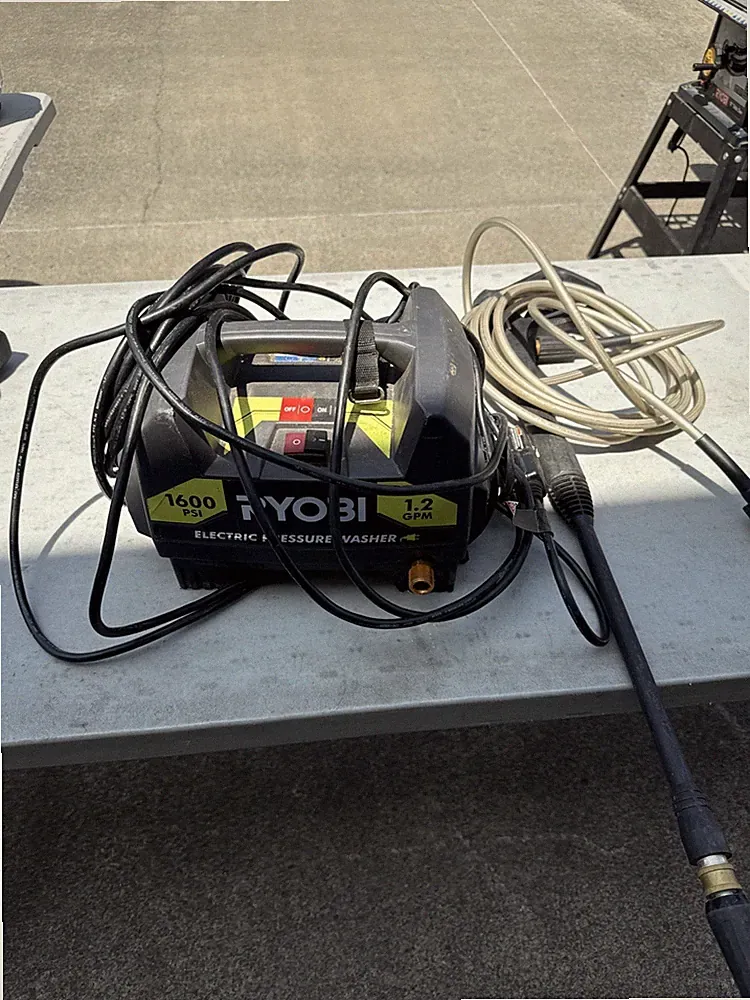 RYOBI ATLP200-001 1.2GPM 1600 PSI 120V ELECTRIC PRESSURE WASHER, (read)
