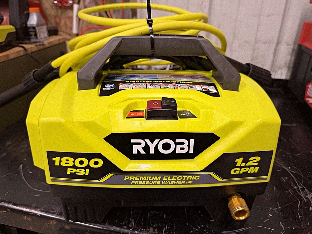RYOBI Electric Pressure Washer 1800 PSI 1.2 GPM Model RY141802VNM ** read**