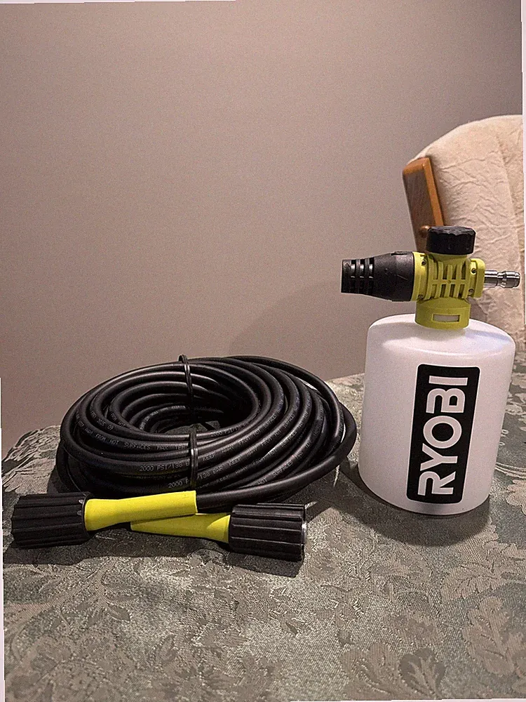 RYOBI HIGH FLOW HOSE 40' AND FOAM CANNON 2000 PSI AUTOMOTIVE PRESSURE WASHER
