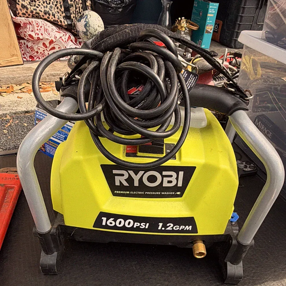 Ryobi RY141600 Electric Pressure Washer 1600 PSI Soap Tank Turbo Nozzle Hose