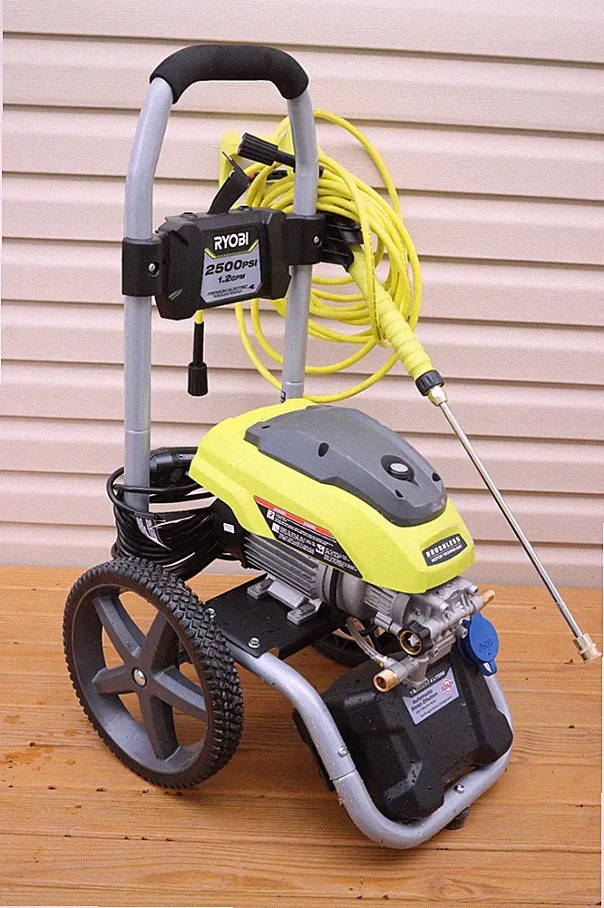 RYOBI (RY142500) 2500 PSI 1.2 GPM Cold Water Pressure Washer, No Nozzles