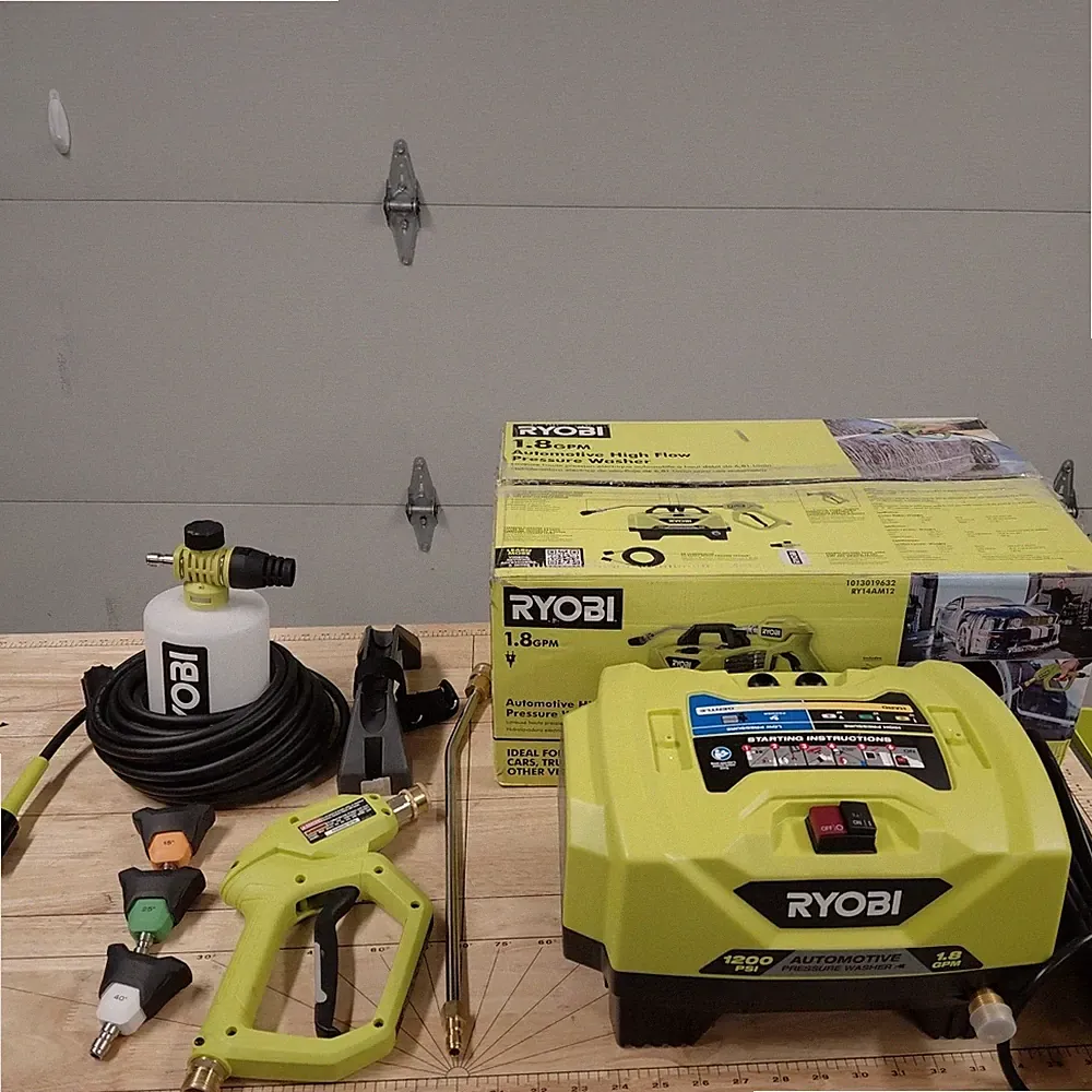 RYOBI RY14AM12 1.8 GPM Automotive High Flow Pressure Washer Kit 1200 PSI