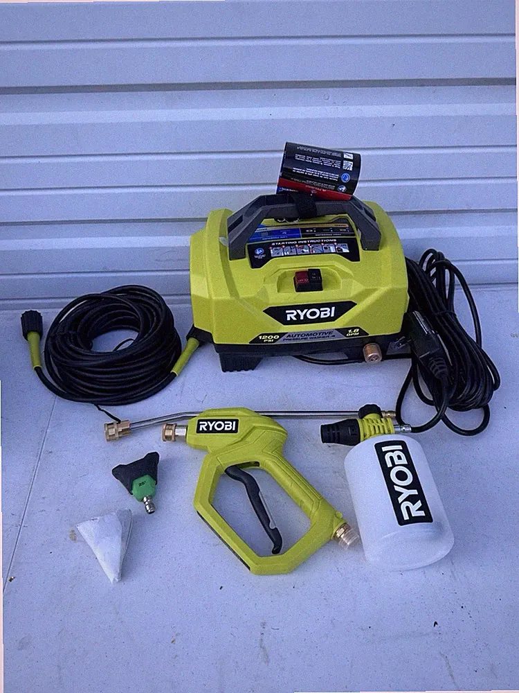 RYOBI RY14AM12 1200 PSI 1.8 GPM Automotive Electric Pressure Washer Car Wash Kit