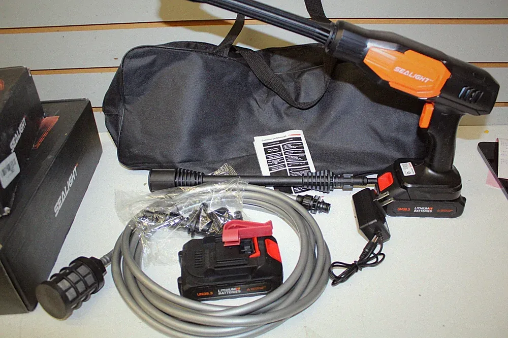 SEALIGHT Cordless Pressure Washer Power Washer, 970PSI Portable Car Washer