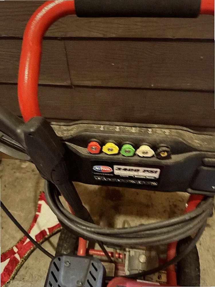 Shark SHP-4400 Gas Cold Water Pressure Washer Quick Connect w/ Hose Red/Black