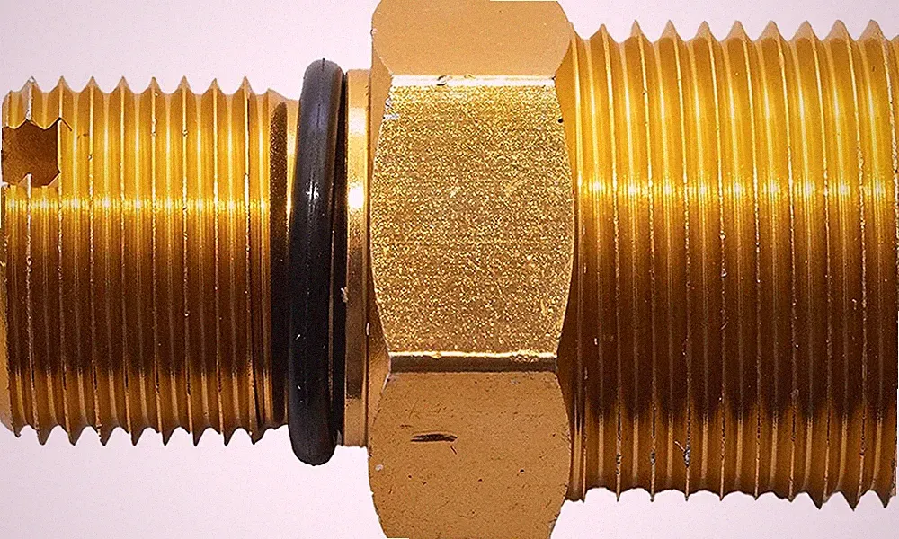 Simpson Cleaning 7106686 Outlet Connector for Gas Powered Pressure Washer Pumps