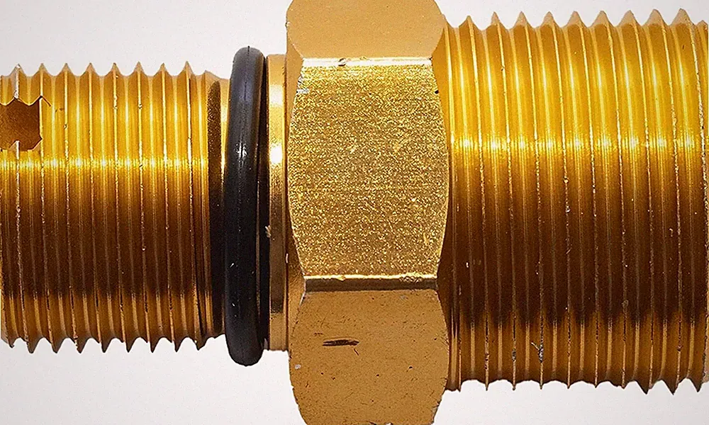Simpson Cleaning Outlet Connector for Gas Powered Pressure Washer Pumps, Gold