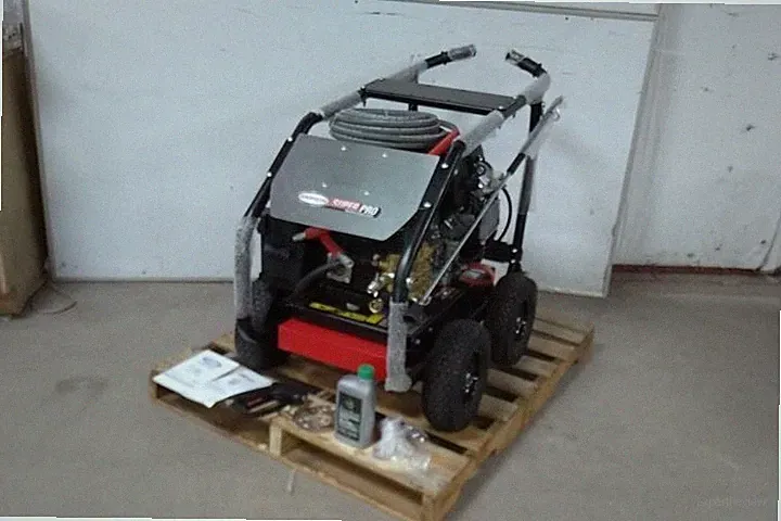 Simpson SRC5050143E 19-1/2 HP 5 GPM 5000 PSI Gas-Powered Pressure Washer