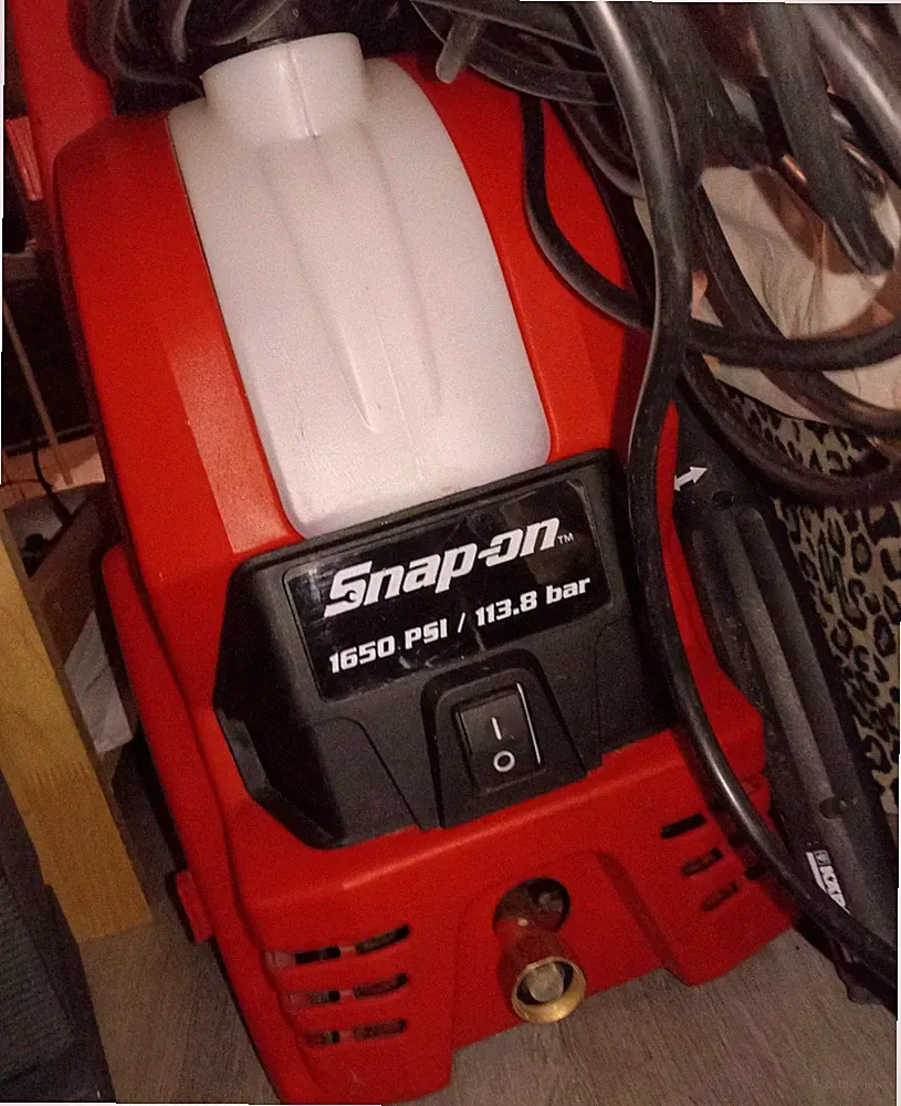 Snap-on 1650 PSI Corded Electric Cold Water Pressure Washer w/ Carry Handle