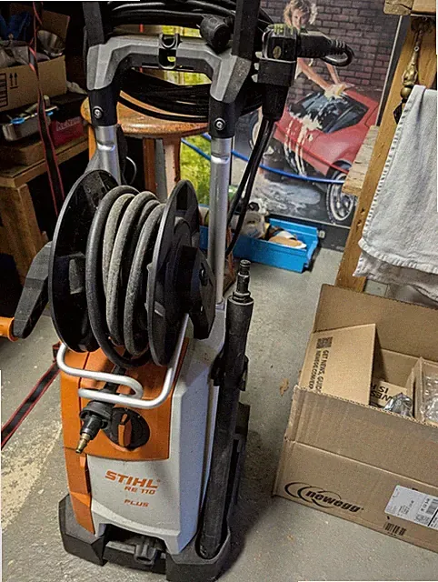 STIHL RE 110 PLUS 2000psi Electric Pressure Washer