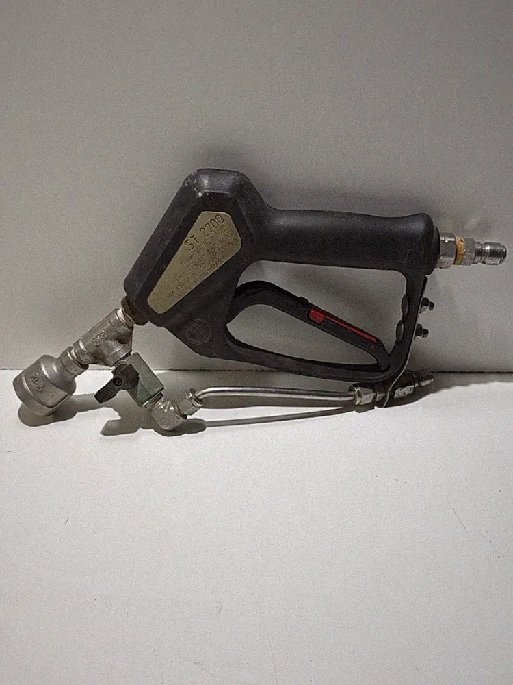 SUTTNER ST-2700 HIGH PRESSURE SPRAY GUN 5000 PSI WITH EXTRA ATTACHME (P32010515)