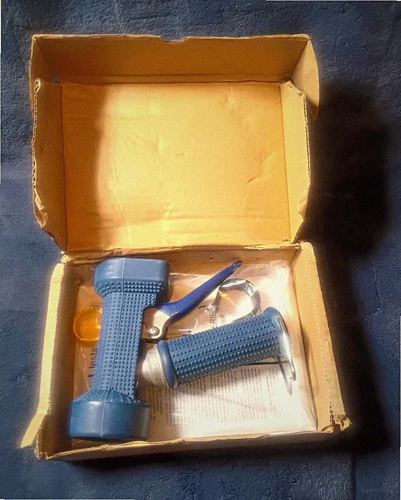 Blue Spray Gun