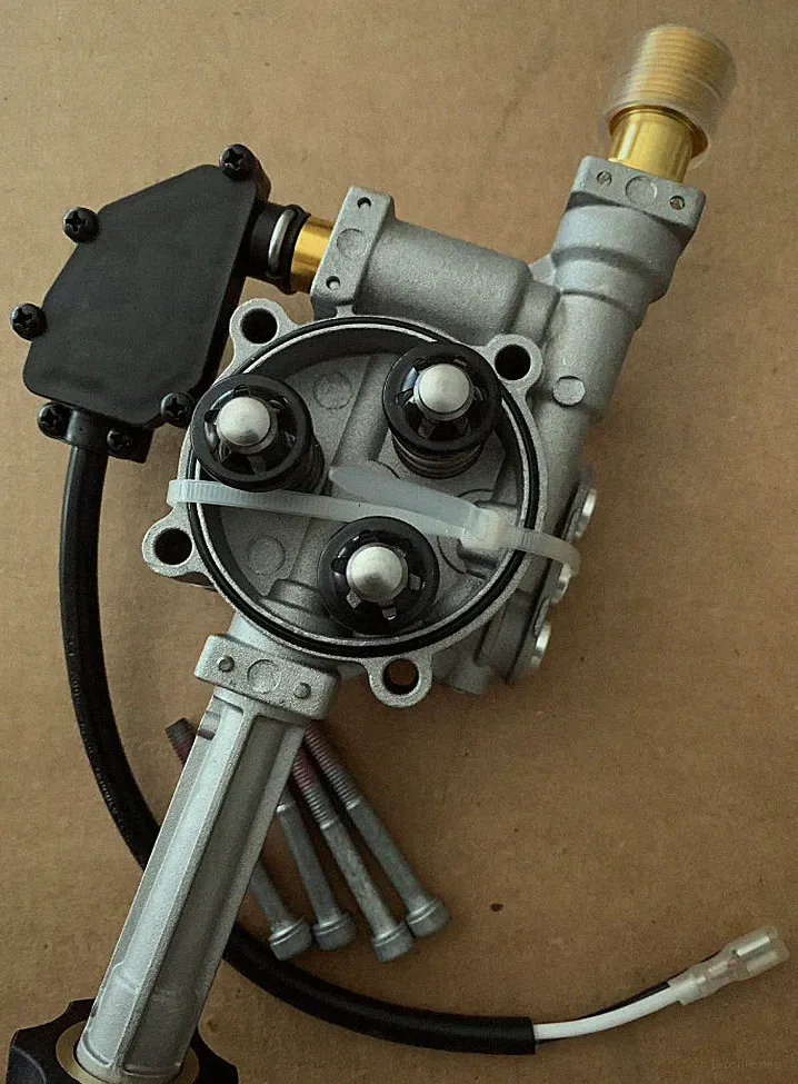 Water Pump Head For Hyper Tough 2000PSI Pressure Washer