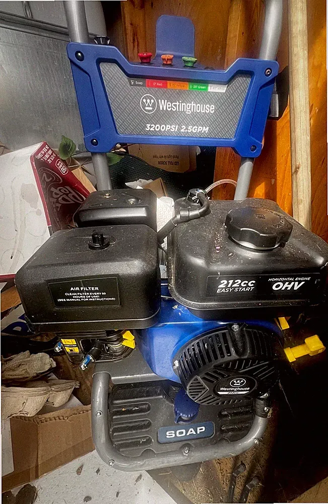 Westinghouse 3200 PSI 2.5 GPM Gas Pressure Washer 212cc w/ Soap Tank